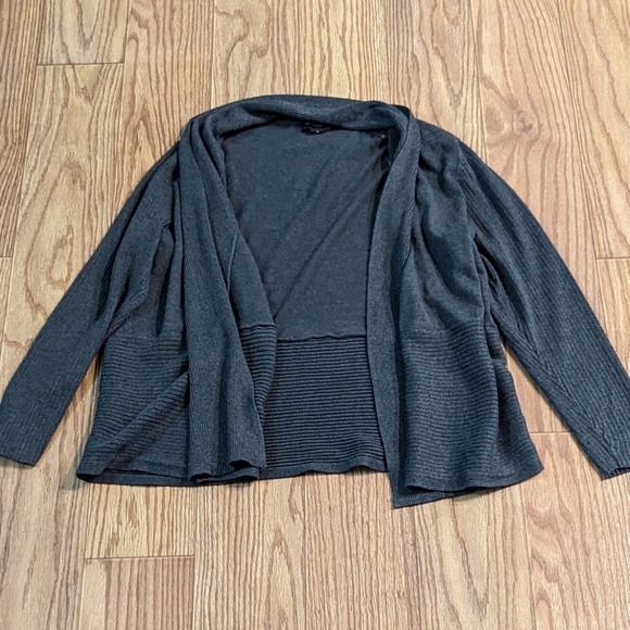 Liz Claiborne Sweaters - Liz Claiborne open-front shawl-collar gray cardigan, size 2X